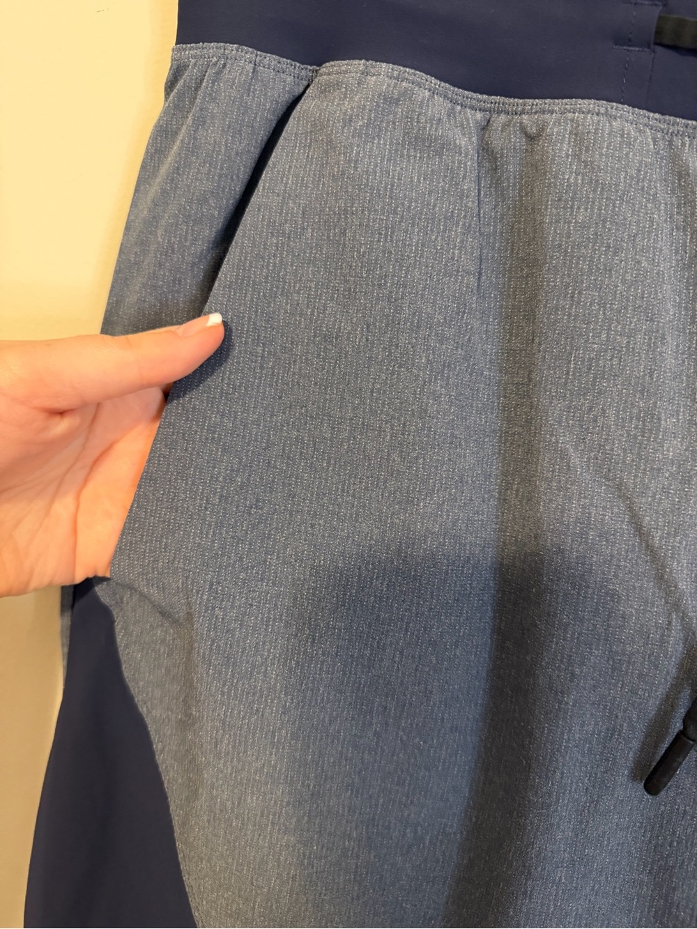 Lululemon Men's Namaste At The Beach Shorts - Picture 4 of 9